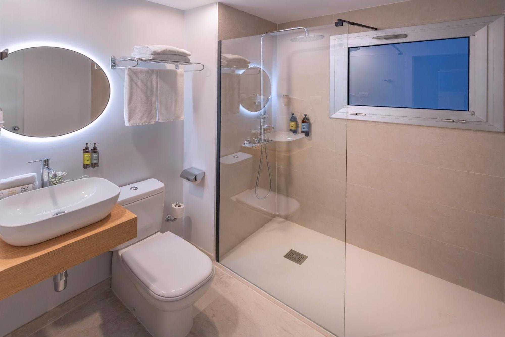 Habitación Doble Pequeña